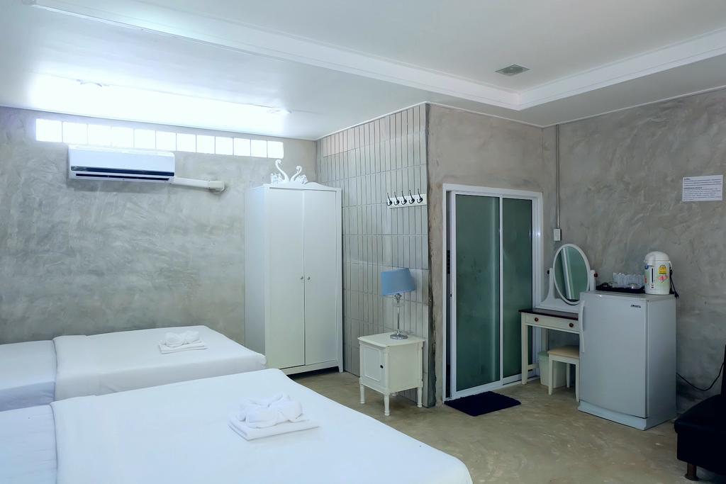 Ban Sairung Hotel Rayong Exterior foto