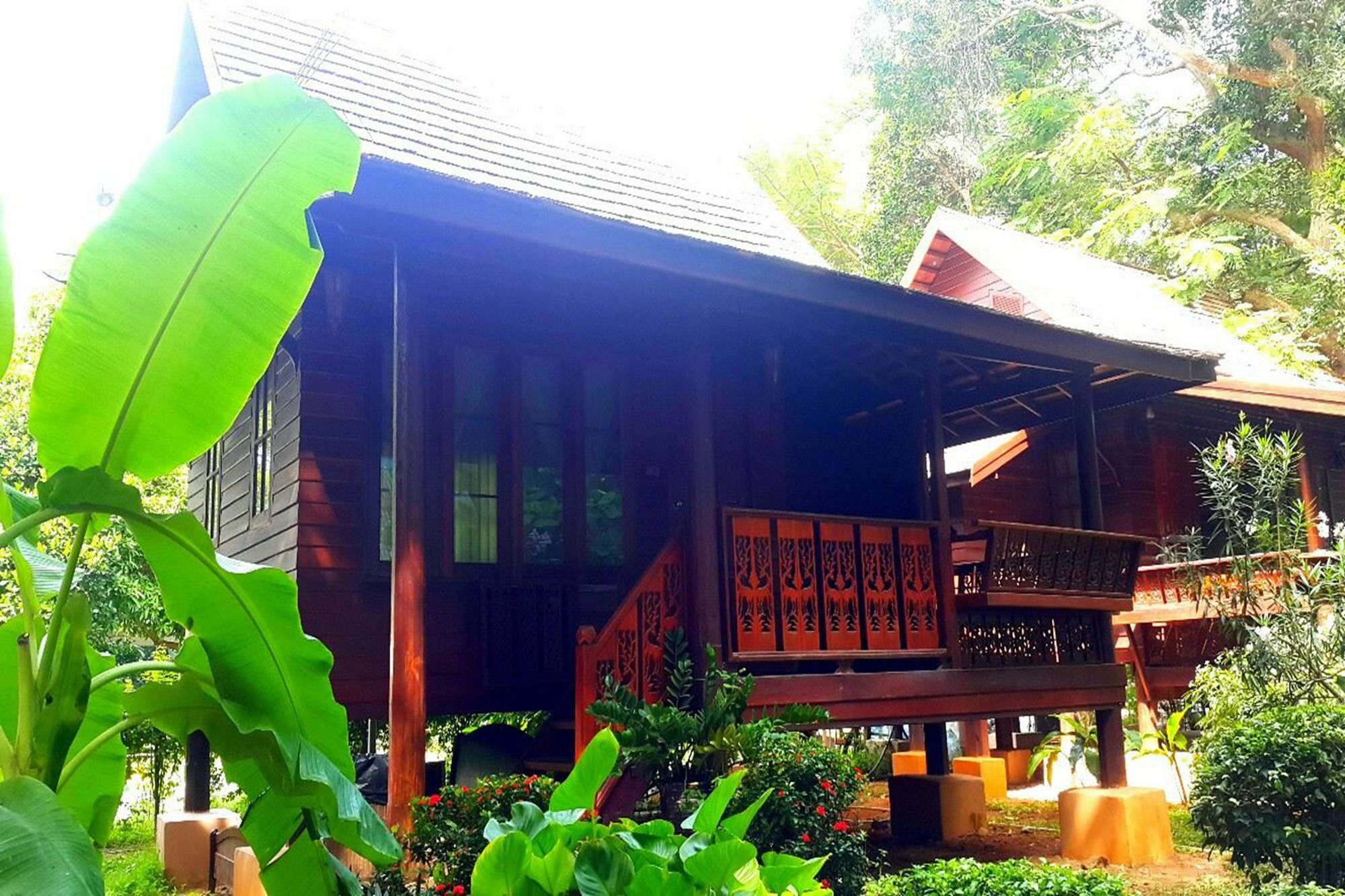 Ban Sairung Hotel Rayong Exterior foto
